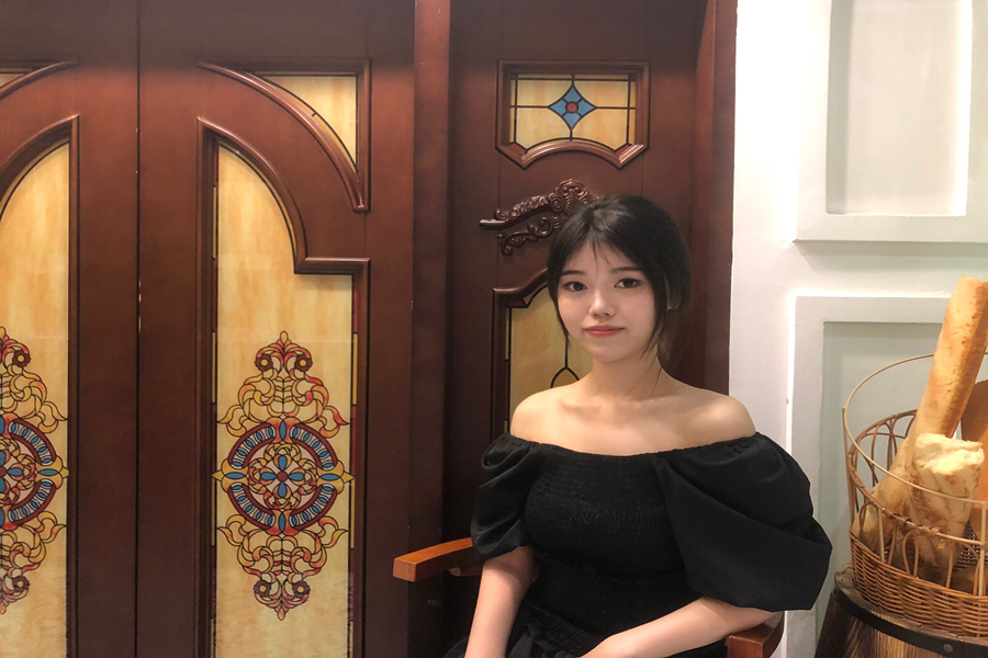 awc77万象城官网王怡佳_副本.jpg